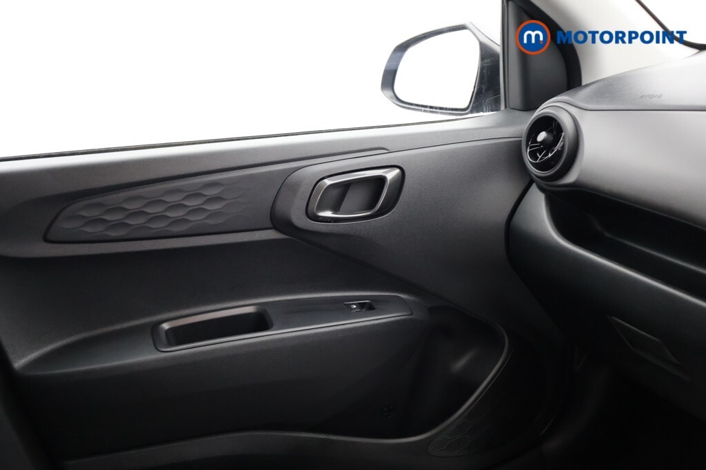 Hyundai I10 1.0 63 Advance Nav Blue #18