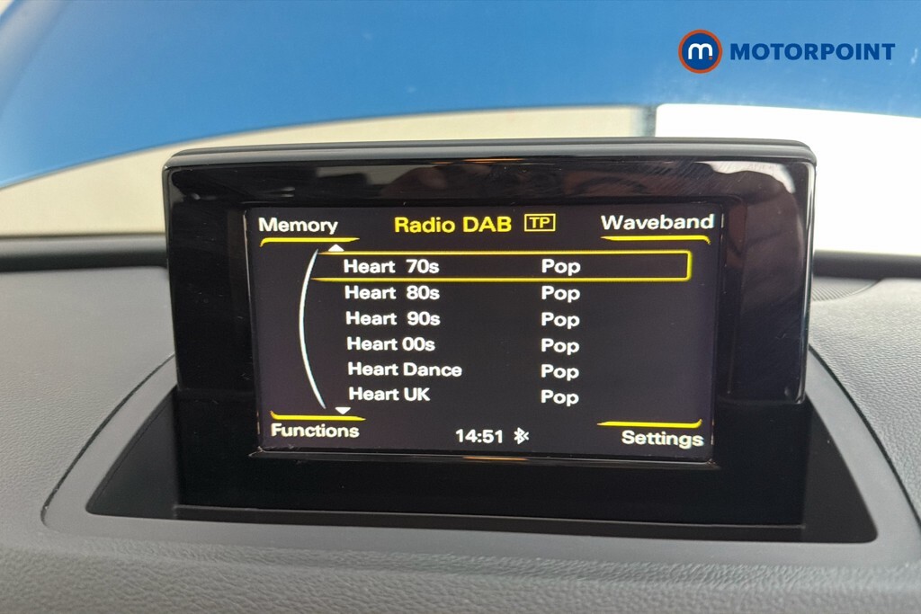 Audi Q3 S Line Edition Black #11