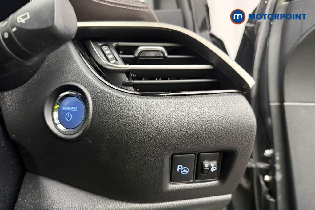 Toyota C-Hr Dynamic Blue #29
