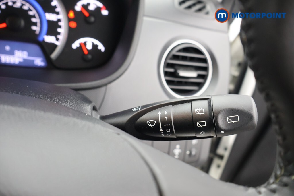 Hyundai I10 Hatchback Black #14