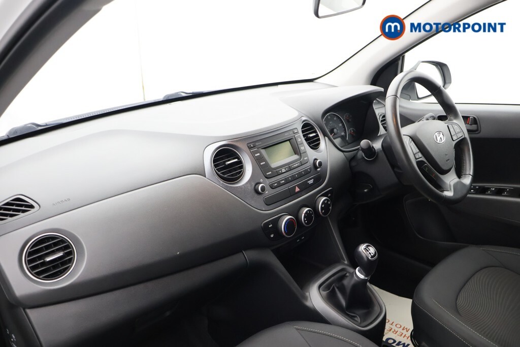 Hyundai I10 Hatchback Black #23