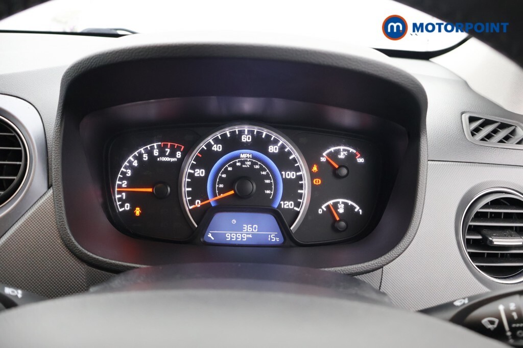 Hyundai I10 Hatchback Black #12