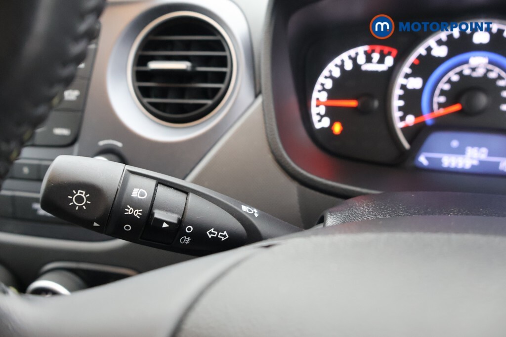 Hyundai I10 Hatchback Black #13