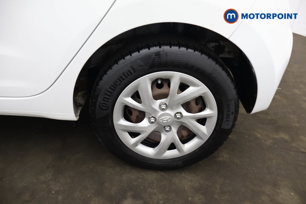 Hyundai I10 Hatchback Black #29