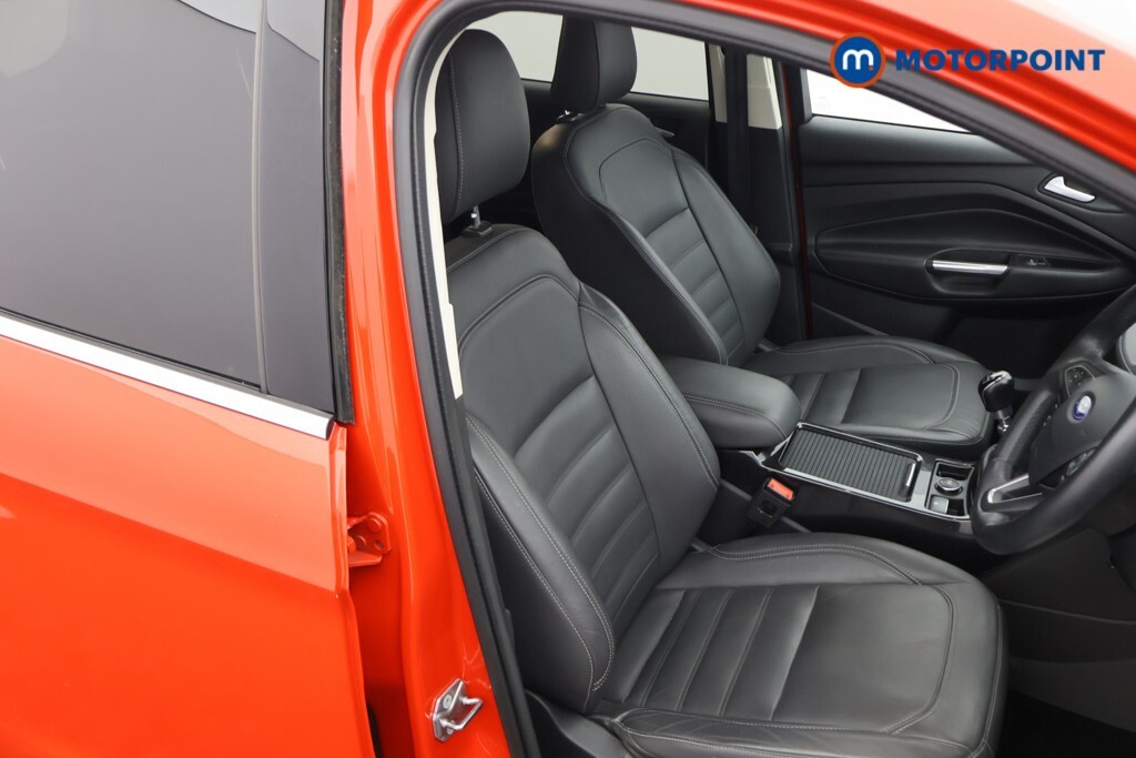 Ford Kuga Black #20
