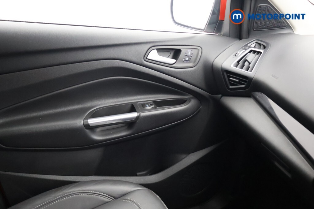 Ford Kuga Black #17