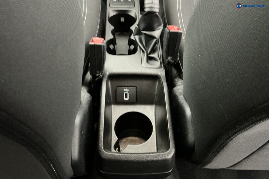Ford Fiesta Active 1 Black #18