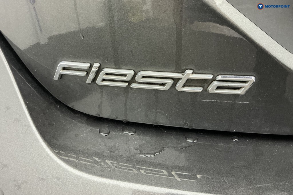 Ford Fiesta Active 1 Black #38