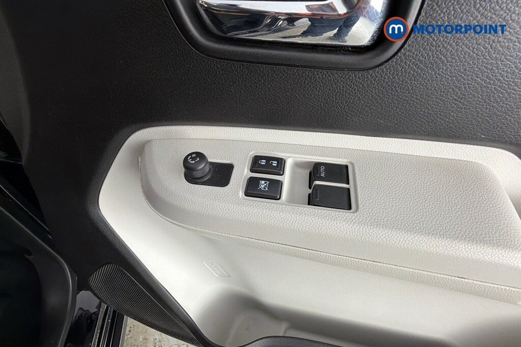 Suzuki Ignis Sz-t #16