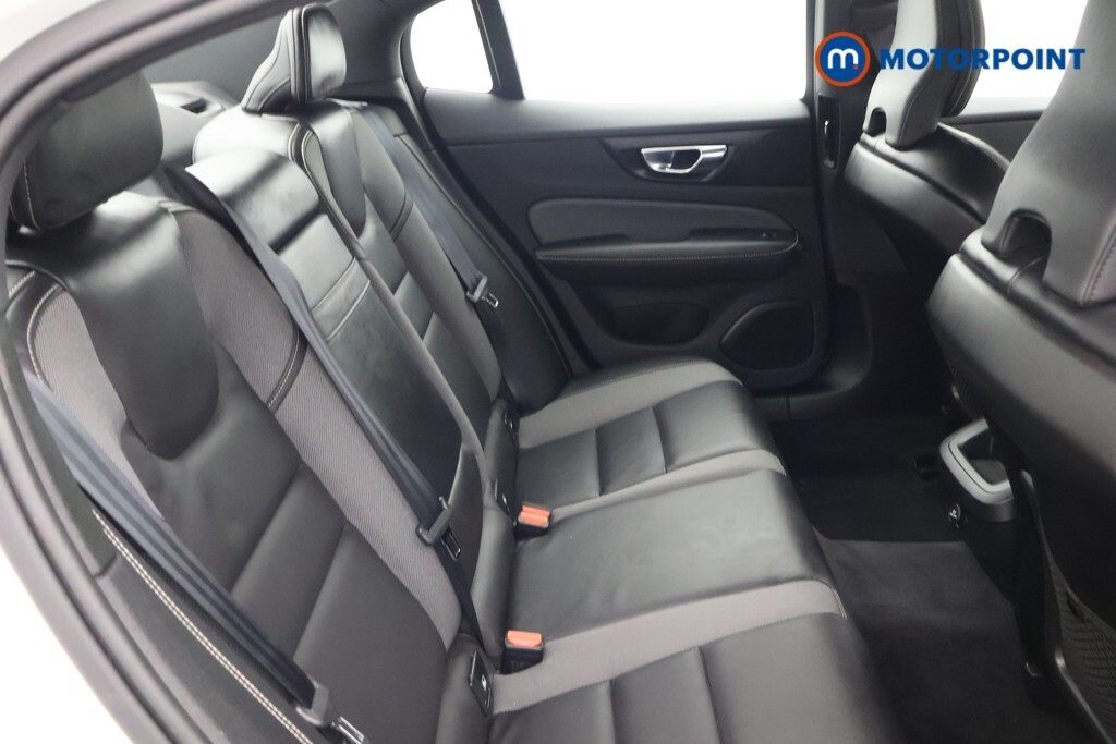 Volvo S60 2L R-design Plus Gold #21