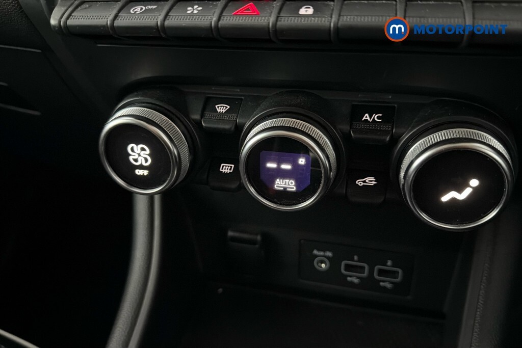 Renault Captur Play Blue #14