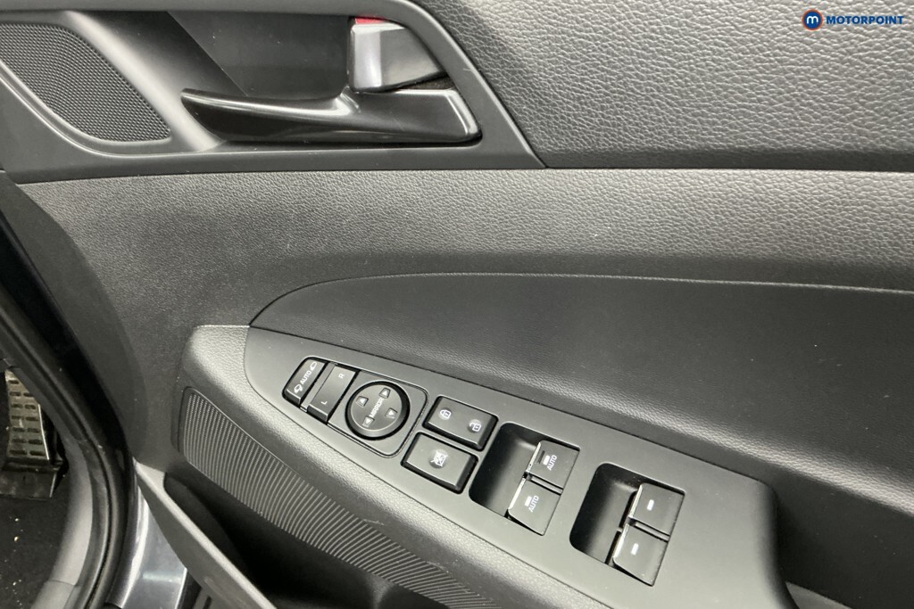 Hyundai Tucson Grey #34