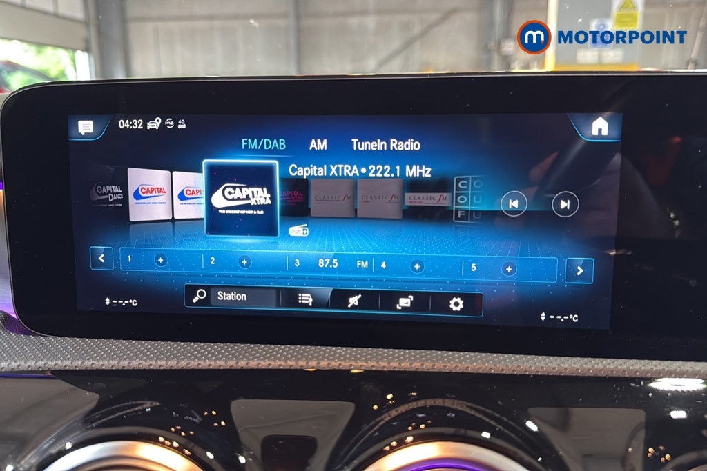 Mercedes-Benz A Class Hatchback Black #15