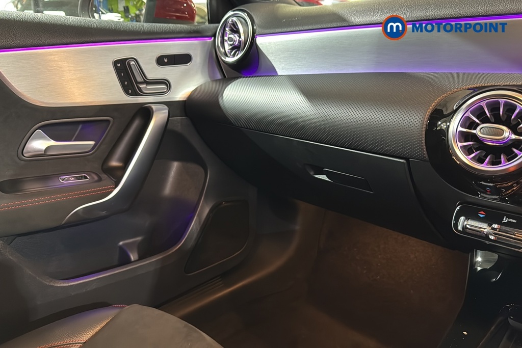 Mercedes-Benz A Class Hatchback Black #17