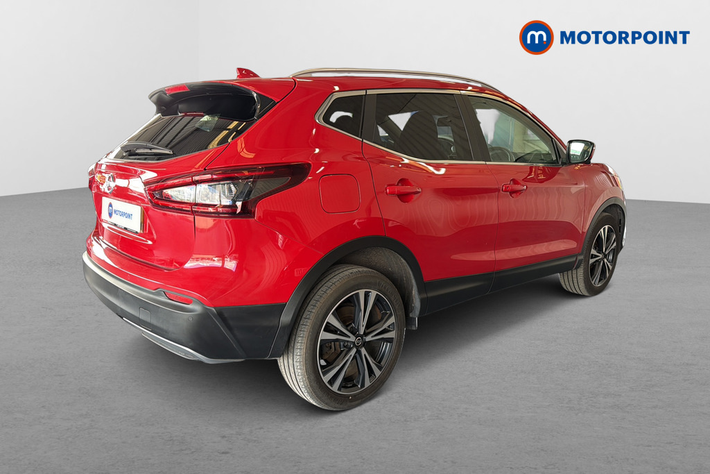 Nissan Qashqai 1.3 Dig-t 160 157 N-connecta Dct Glass Roof Red #5