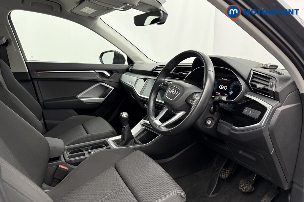 Audi Q3 Sport White #9