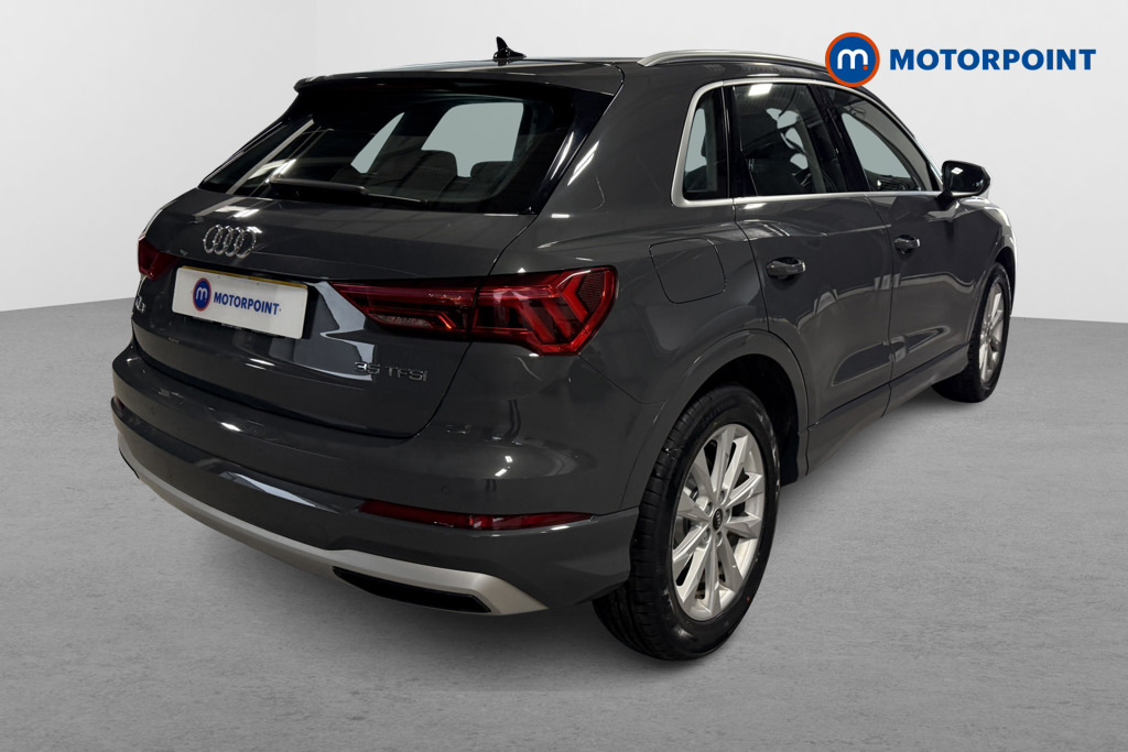 Audi Q3 Sport White #7