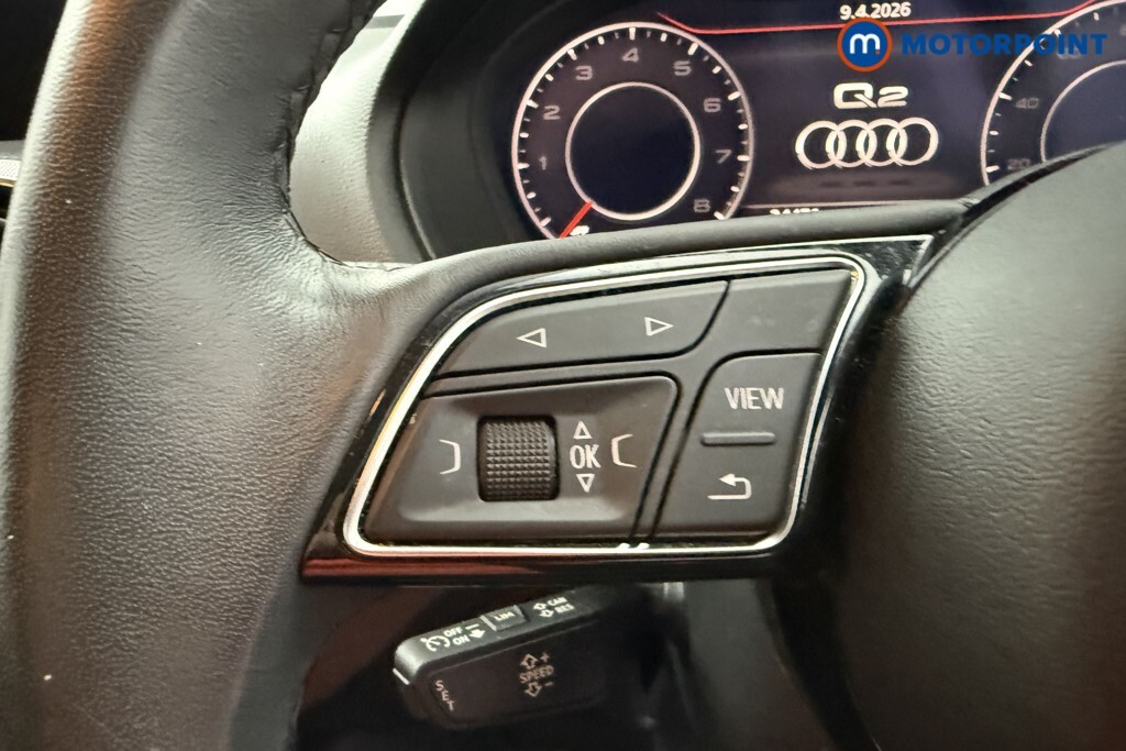 Audi Q2 S Line Black #10