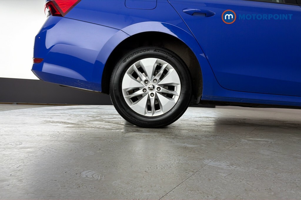 Skoda Octavia Hatchback  #38