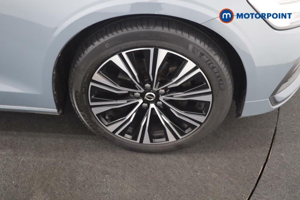 Volvo V60 Core Gold #24