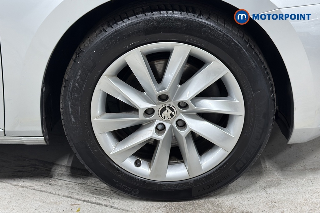 Skoda Superb Se L Black #43
