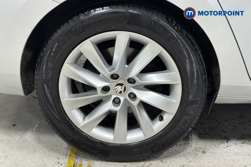 Skoda Superb Se L Black #42