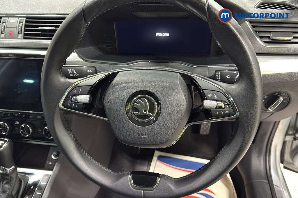 Skoda Superb Se L Black #10