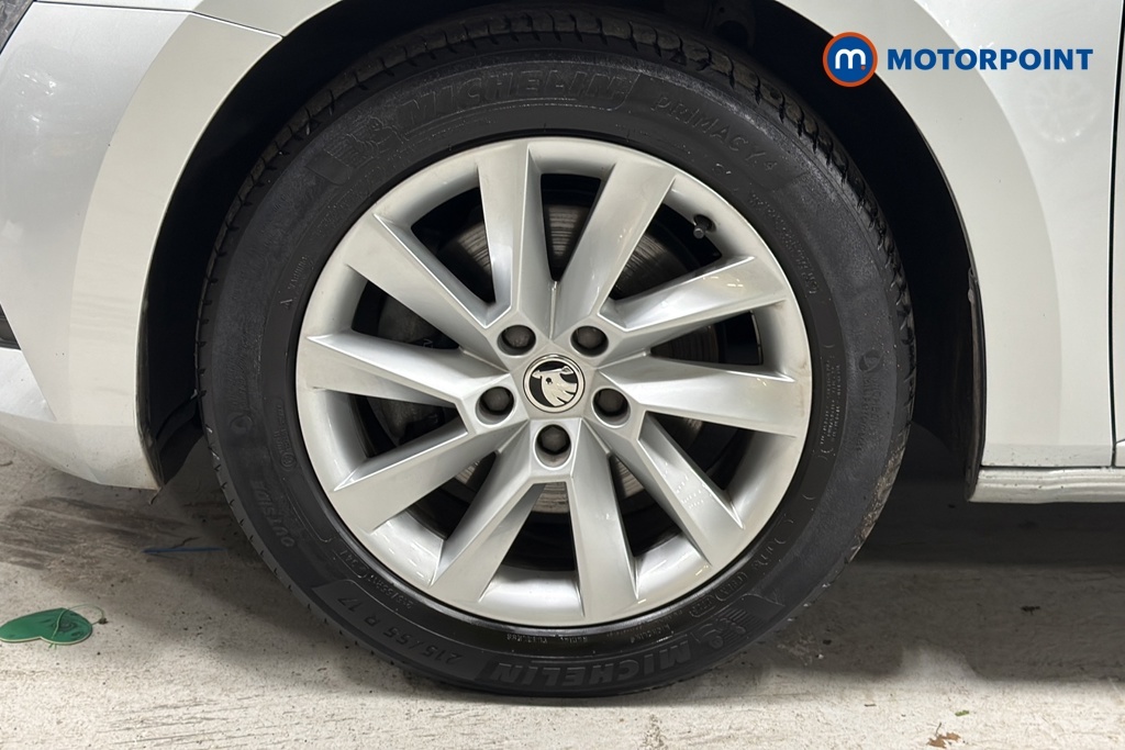 Skoda Superb Se L Black #40