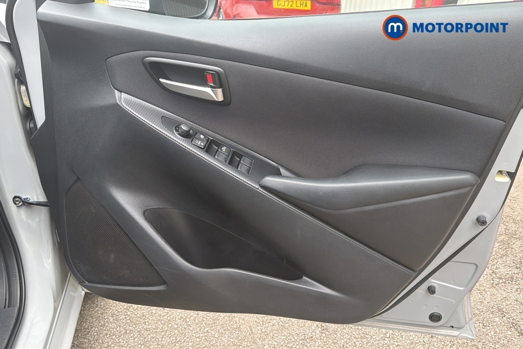 Mazda 2 Se-l Black #19