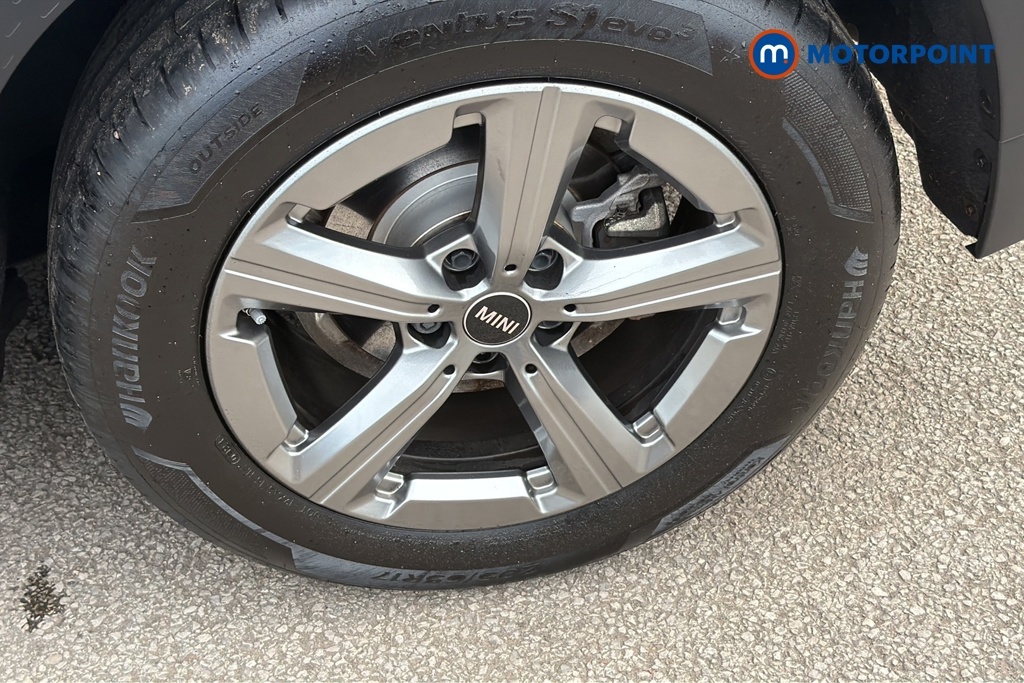 Mini Countryman U25 Mini E Black #38