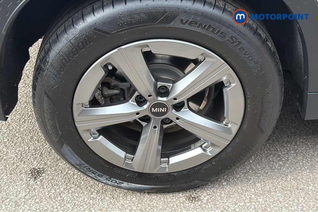 Mini Countryman U25 Mini E Black #39