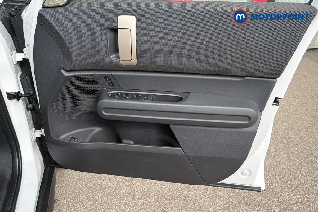 Mini Countryman U25 Mini E Black #21