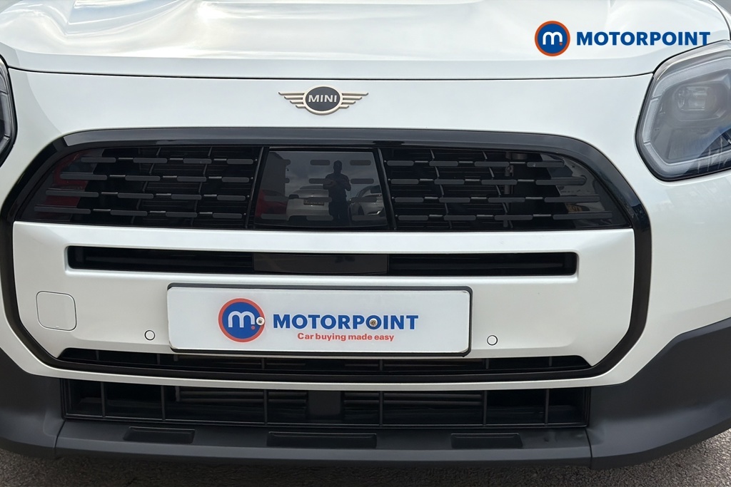 Mini Countryman U25 Mini E Black #36