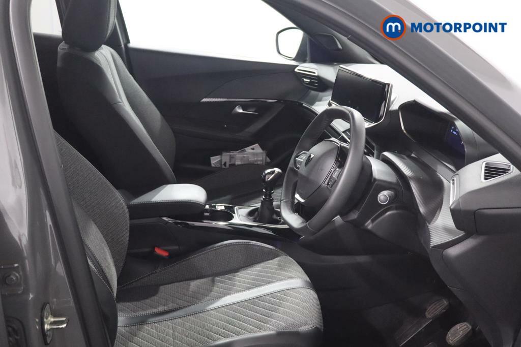 Peugeot 2008 1.2 Puretech Active Grey #18