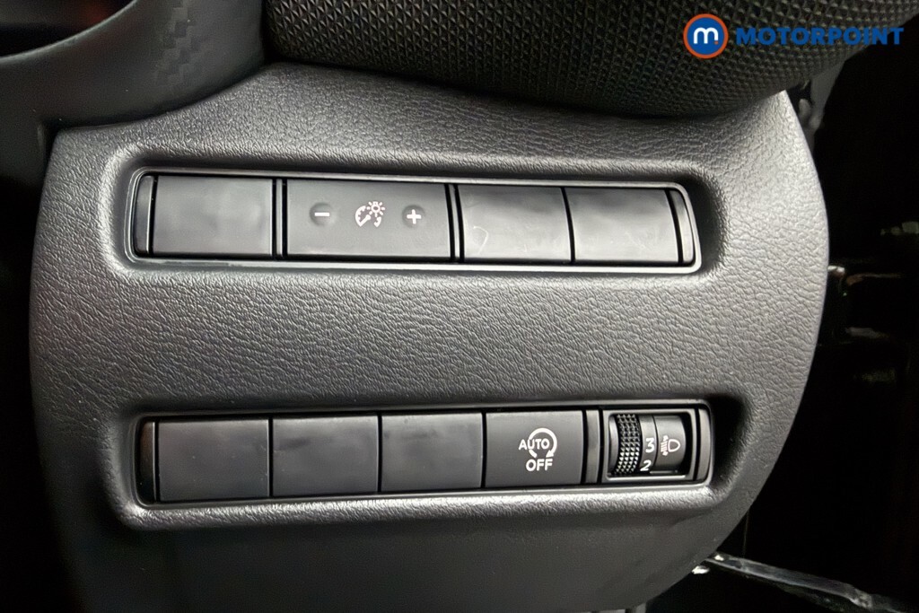 Nissan Juke Acenta Black #13