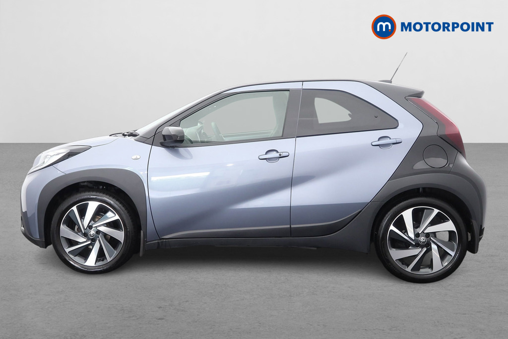Toyota Aygo X 1.0 Vvt-i Exclusive Grey #4