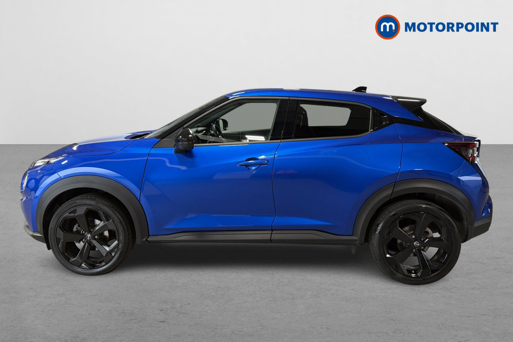 Nissan Juke Tekna Black #4