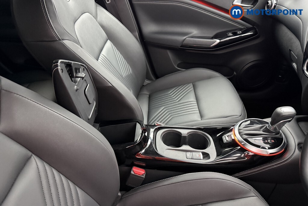 Nissan Juke Tekna Black #18