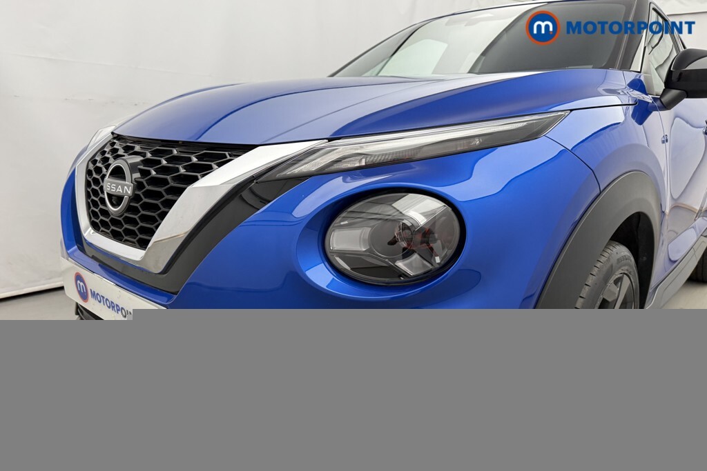 Nissan Juke Tekna Black #25