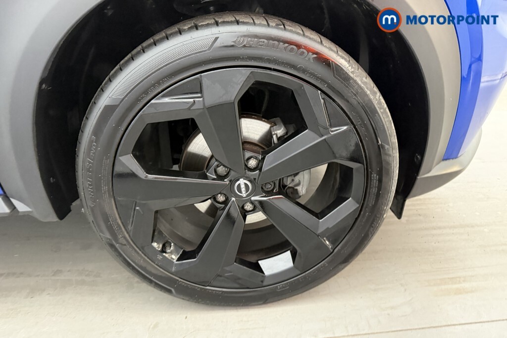 Nissan Juke Tekna Black #29