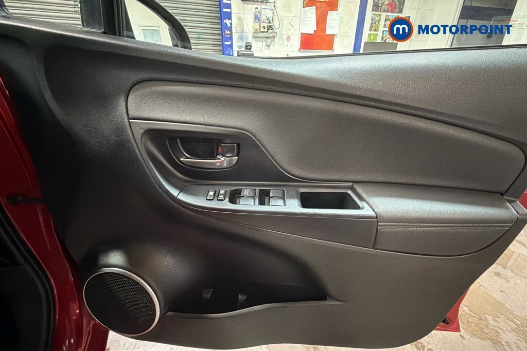 Toyota Yaris Hatchback Black #16