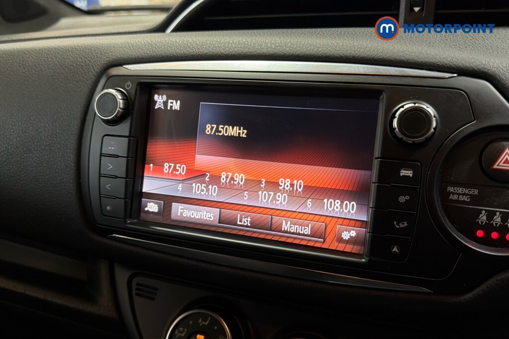 Toyota Yaris Hatchback Black #12