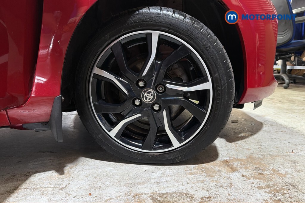 Toyota Yaris Hatchback Black #29