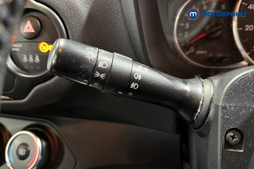 Toyota Yaris Hatchback Black #15