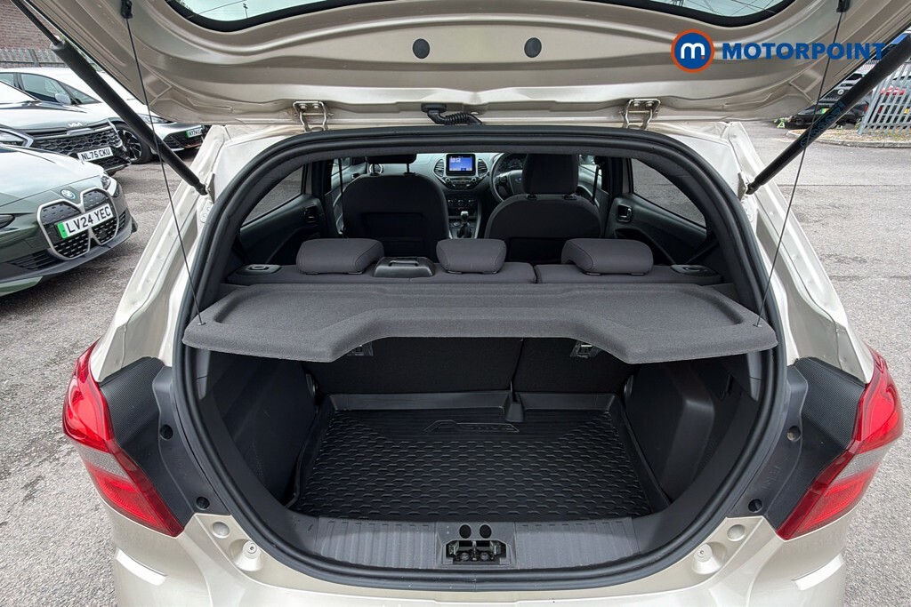 Ford KA+ Ka Zetec White #18