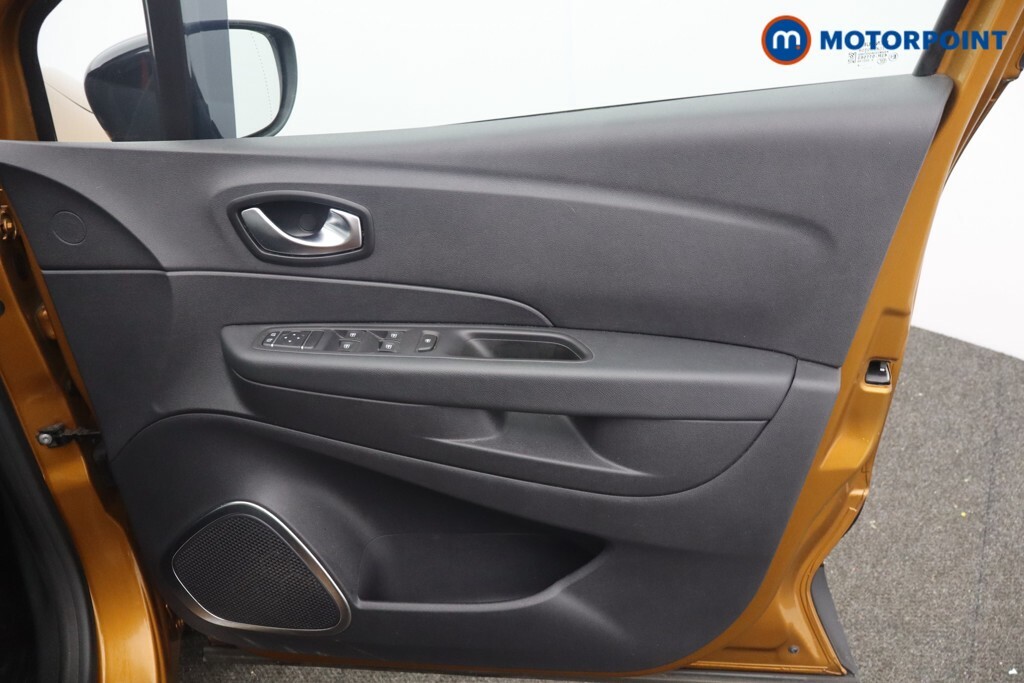 Renault Captur Captur Iconic Tce Black #18
