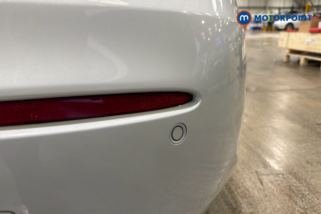 Mercedes-Benz A Class A180d Se Executive White #38