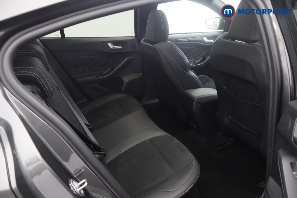 Ford Focus Focus St-line Tdci Red #23