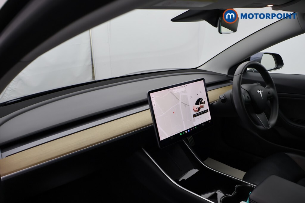 Tesla Model 3 Saloon Grey #22