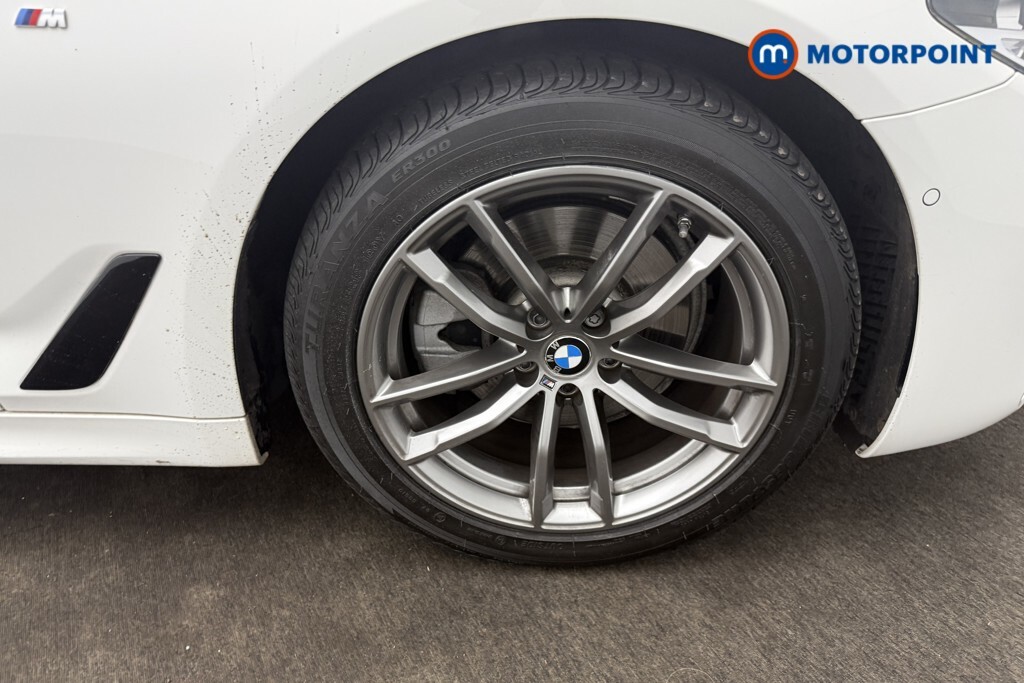 BMW 5 Series Se Black #22